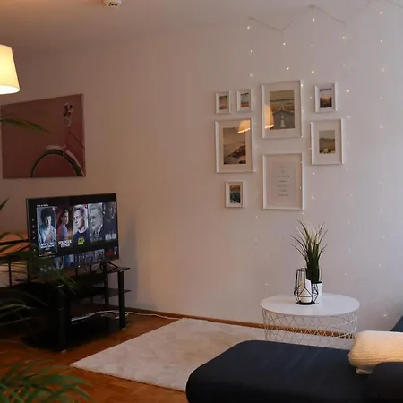 Charmantes Studio Apartment Mit Perfekter Lage * Karlsruhe